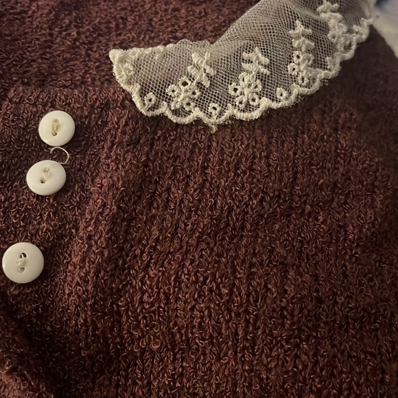 Vintage sweet laced collared, wine coloured silky knit sweater. Size large. - Picture 2 of 3